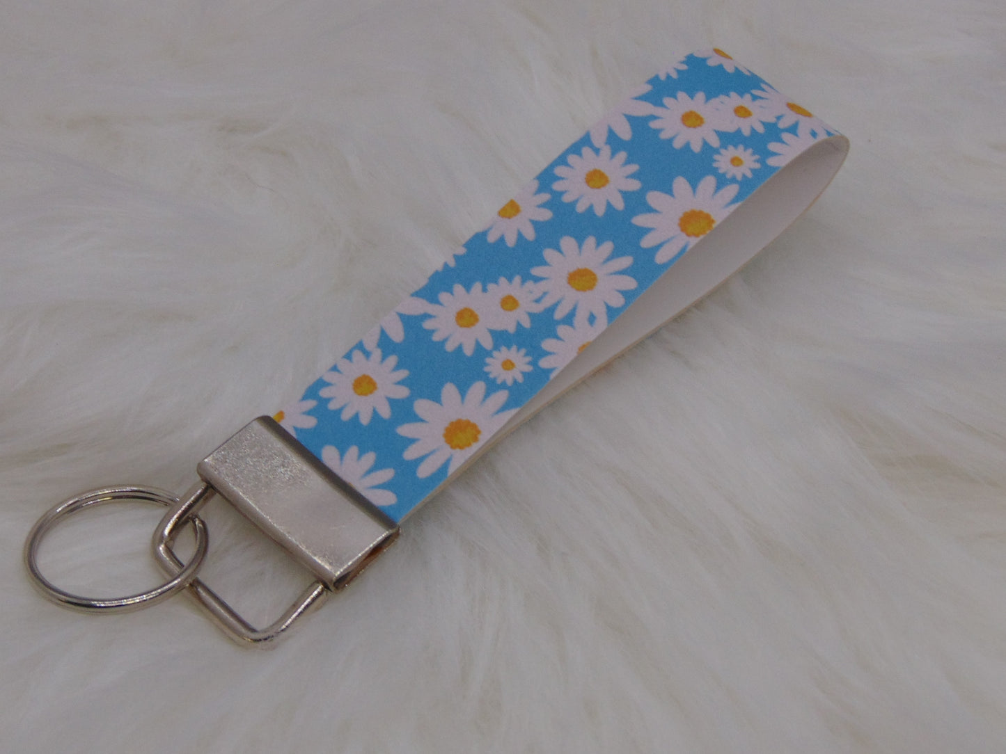 Daisy Keychain